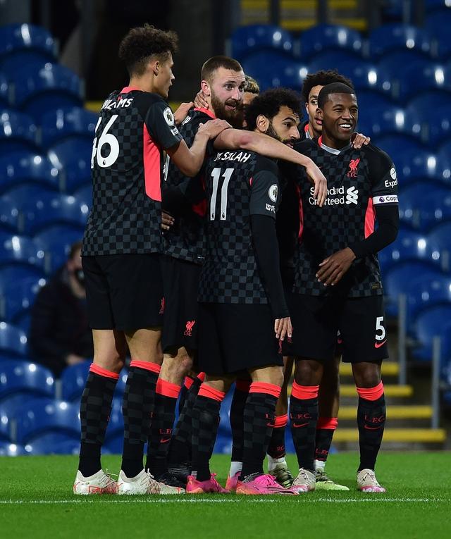 IM电竞下载官方-海港关键时刻救险，巴黎力保胜局拿下系列赛